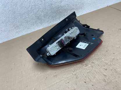2002-2009 GMC Envoy Right Passenger RH Side Tail Light AI2404 LK5