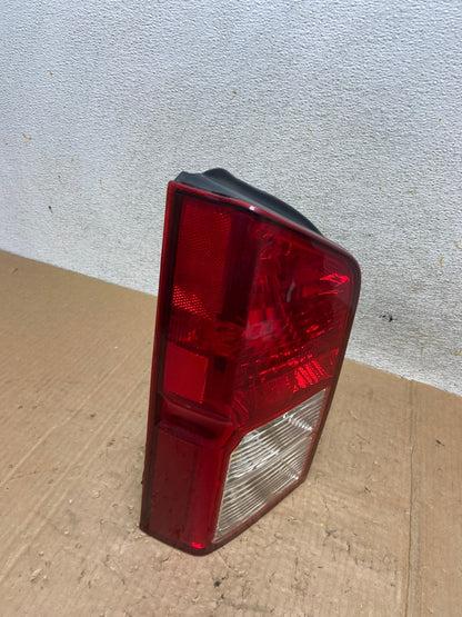 2005 to 2012 Nissan Pathfinder Tail light Left Driver Lh Side AI5597 LK2