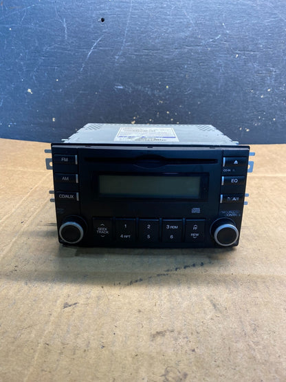 2007 2008 2009 Kia Sorento  AM/FM CD Player Radio Oem Z7577  DG0