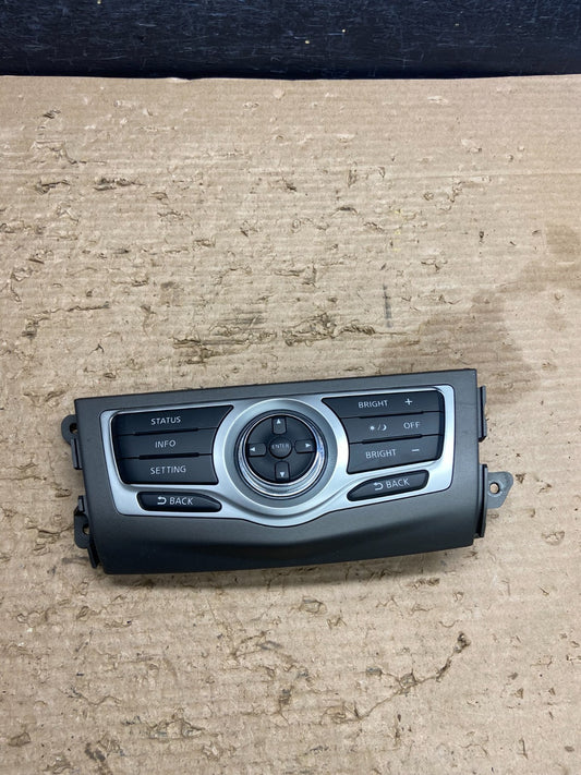 2009-2014 Nissan Murano AM FM Radio CD Control Panel AH1156 DG0