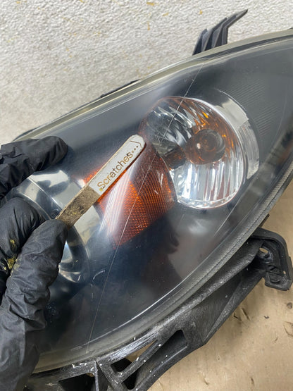 2004 to 2009 Mazda 3 Sedan Left Driver LH Side Headlight AI2270 DW5
