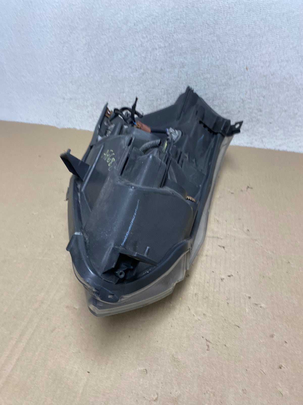 2004 to 2009 Nissan Quest Left Driver LH Black Headlight AG6889 DW7
