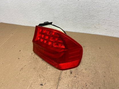 2009 2010 BMW 328i 3 Series Right Passenger RH Side Tail Light AC7407 DW1