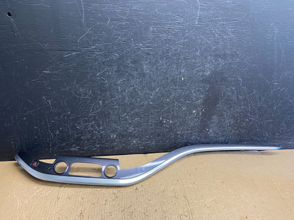2016 to 2020 Chevrolet Impala Center Right Passenger RH Trim Panel AF1751 DG0