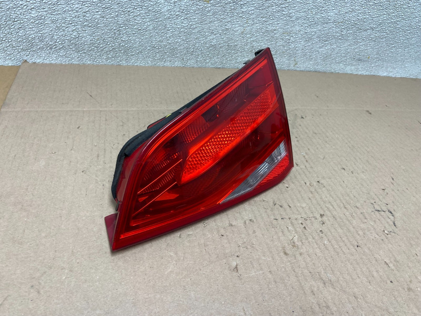 2009 2010 2011 2012 Audi A4 Sedan Right Passenger Inner Tail Light Oem Z3950 DW2
