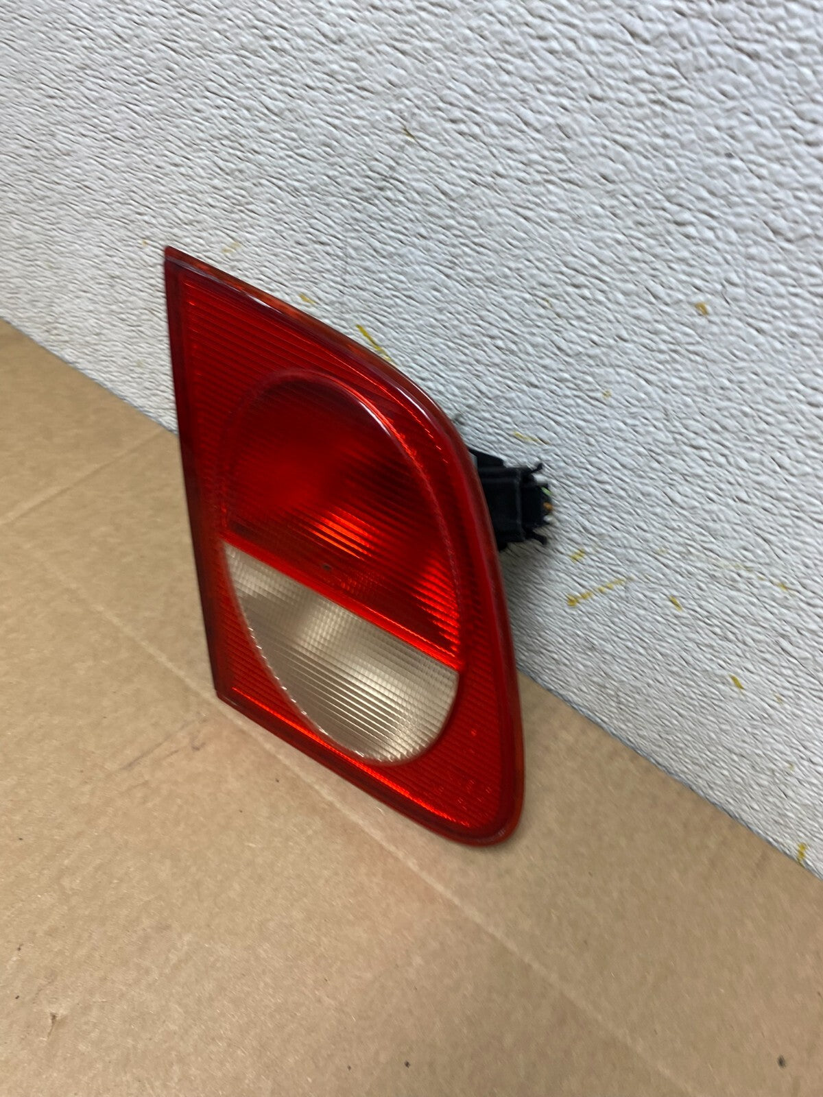 1996 - 1999 Mercedes-Benz E W210 E320 Left Driver Inner Tail Light OEM O6664 DW1