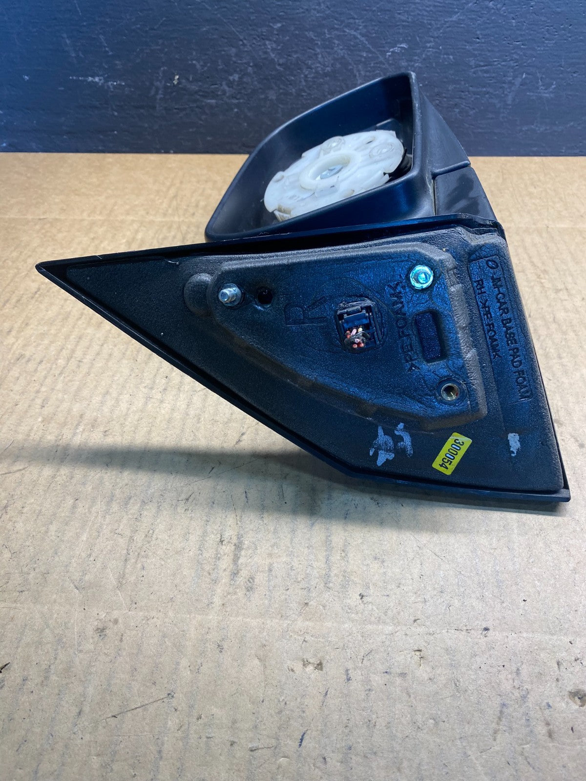 2005 to 2009 Hyundai Tucson Right Passenger Side Power Door Mirror Oem AC2857 DW9