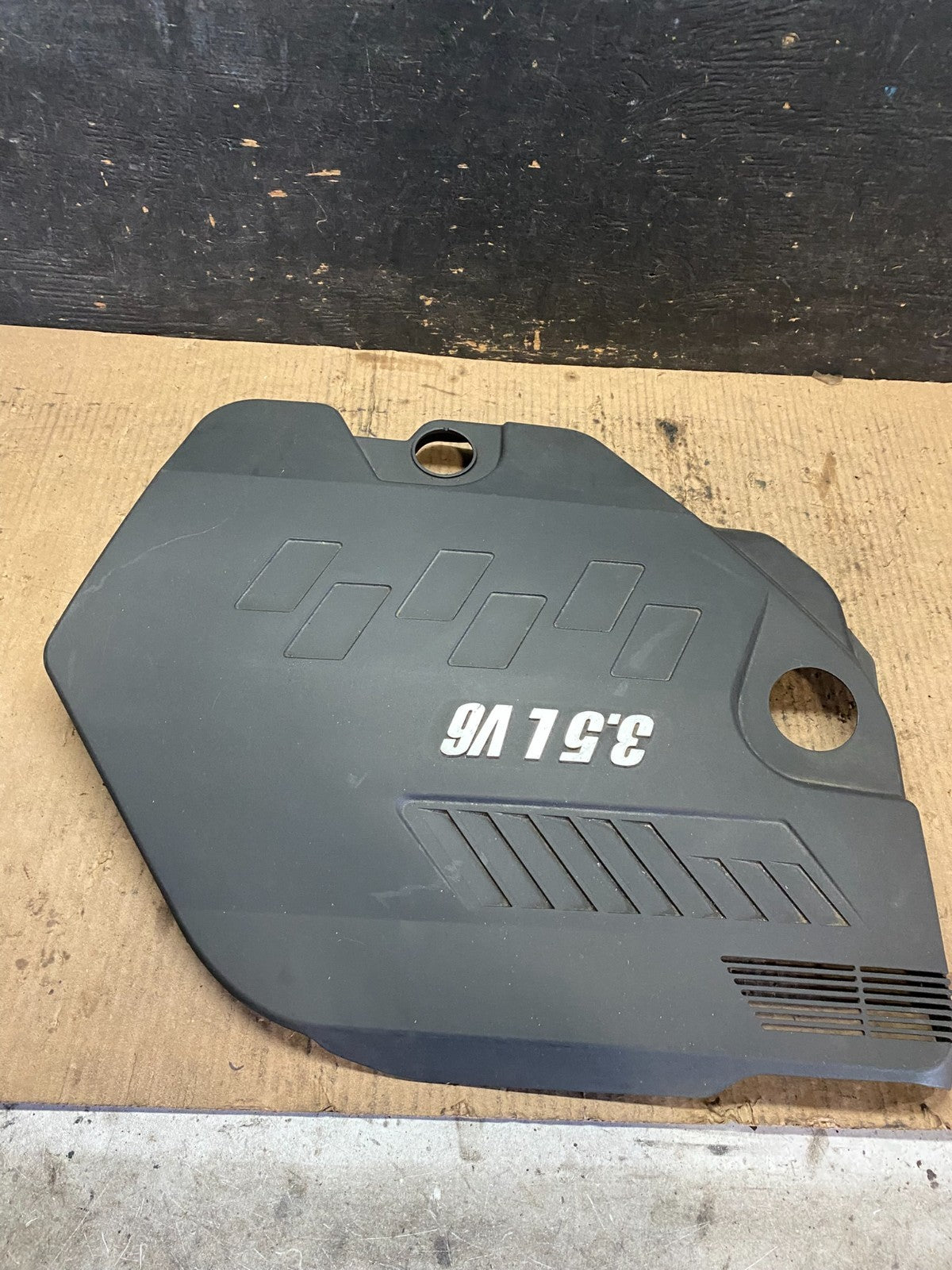 2007 to 2010 Pontiac G6 3.5L V6 Top Engine Motor Cover OEM  q0443 DG1