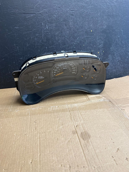 2003 to 2006 Chevrolet Silverado Speedometer Instrument Cluster AF2795 DG0