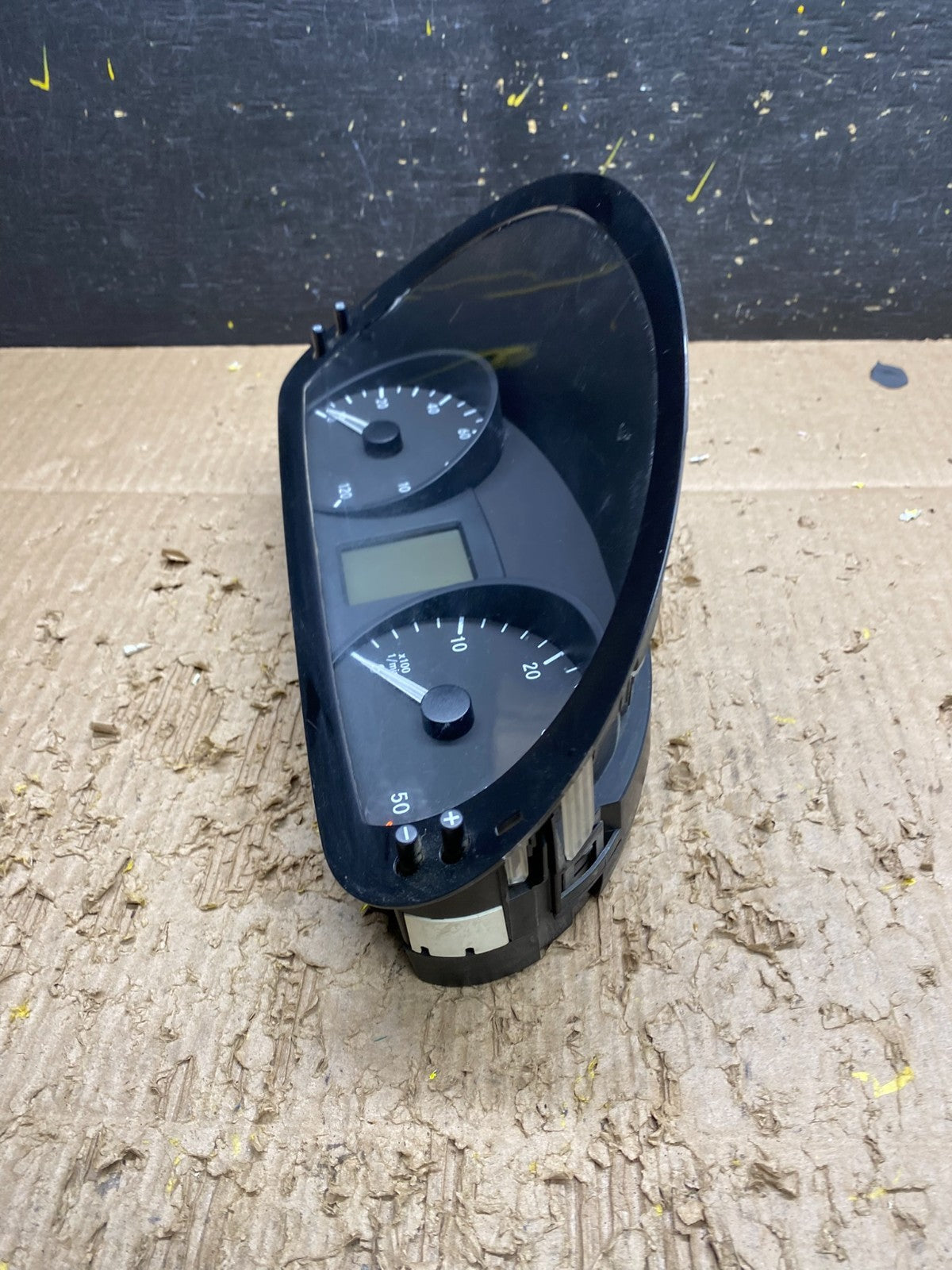 2003 to 2006 Sprinter 2500 3500 Instrument Speedometer Gauge Cluster v7641 DG2