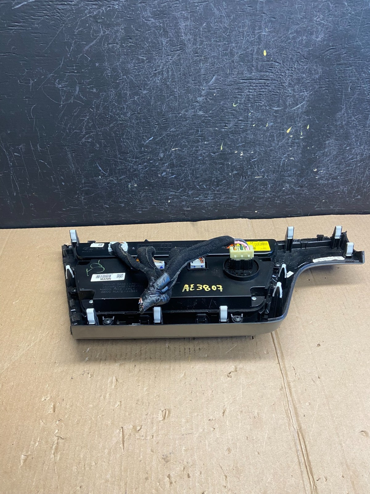2015 to 2017 Hyundai Sonata Ac Heater Climate Control AE3807 DG3