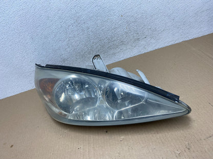 2002 to 2004 Toyota Camry Halogen Headlight Right Passenger Rh AF5779 DW1