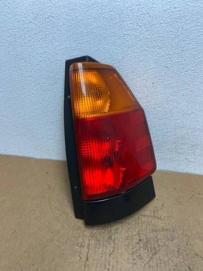 2002-2009 GMC Envoy Right Passenger RH Side Tail Light AD1448 LK2