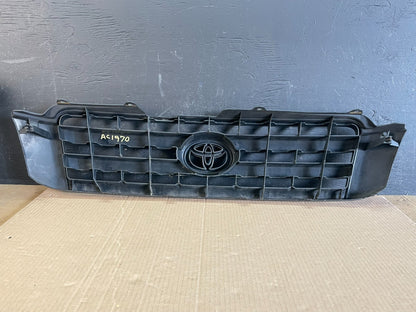 2001 to 2003 Toyota Highlander Front Upper Grille Grill With Emblem AC1970 DG6