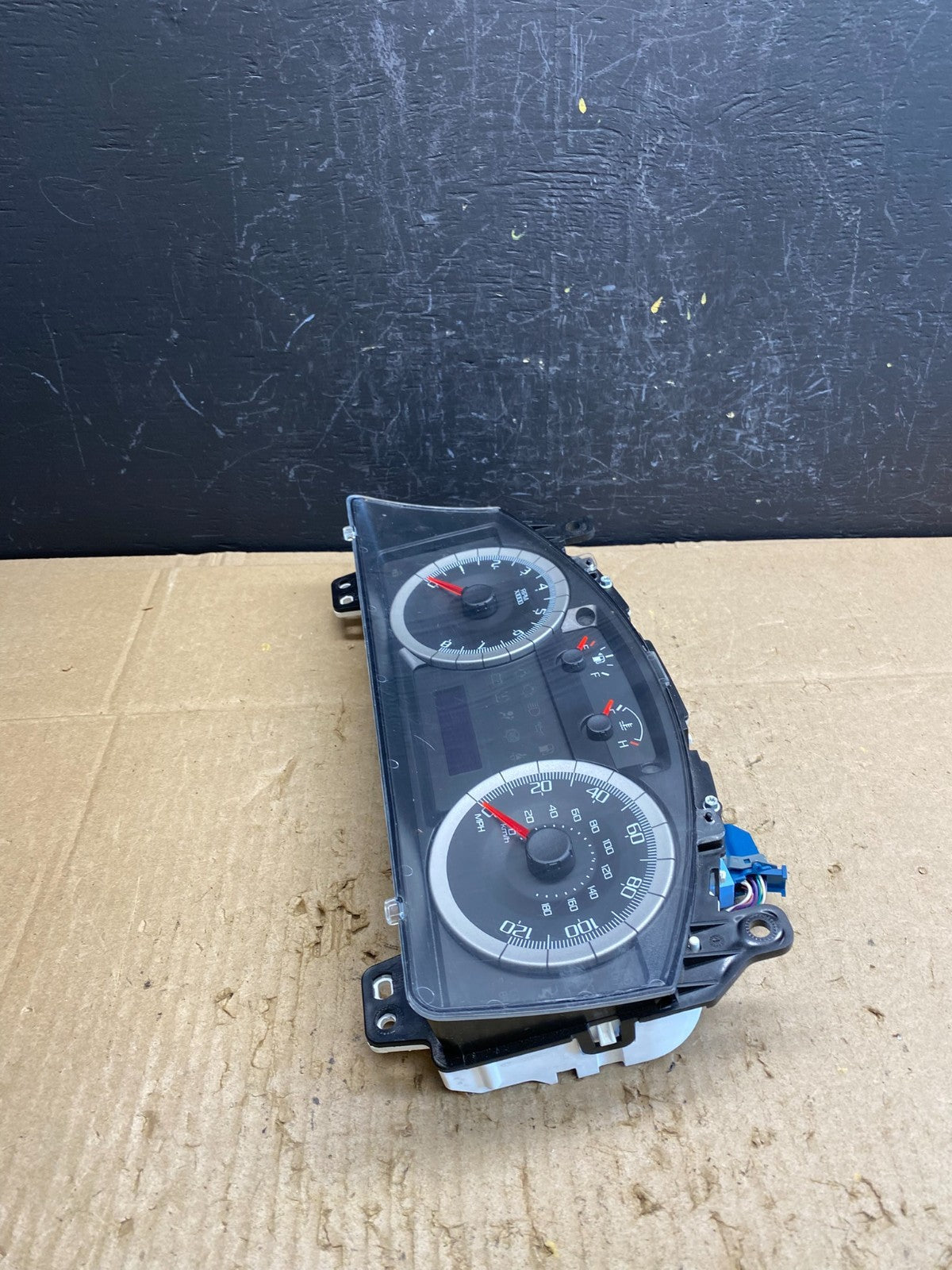 2008 to 2012 Ford Escape Speedometer Cluster Gauge AC46352