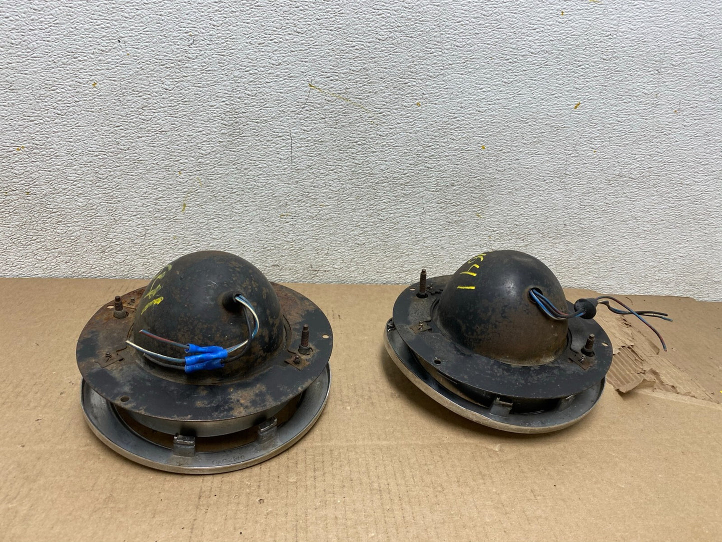 1982 to 1987 Jaguar XJ6 Halogen Front Headlights L46415