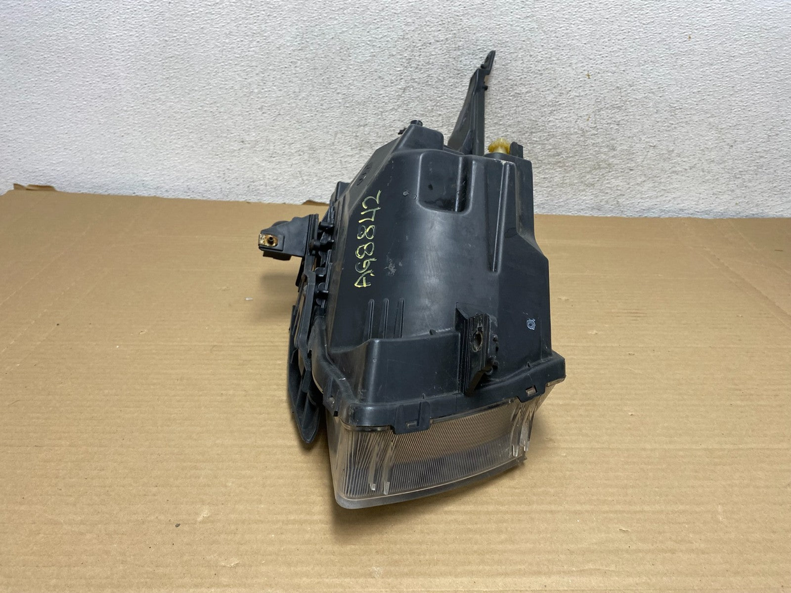2011 to 2015 Chevrolet Cruze Halogen Left Driver LH Side Headlight AG8842 DW6