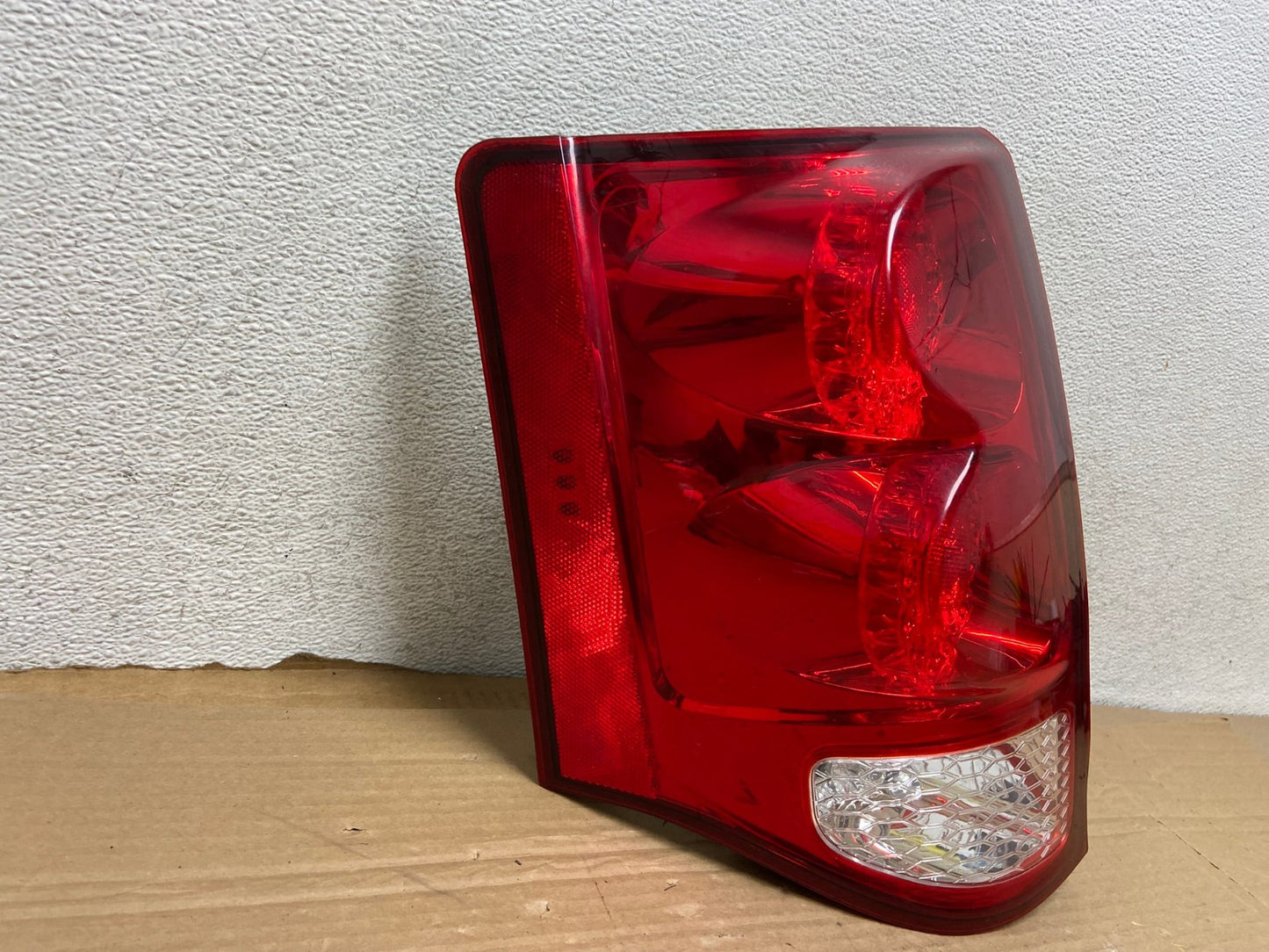 2011 to 2018 Dodge Grand Caravan Left Driver Tail Light Led AG9040 LK1