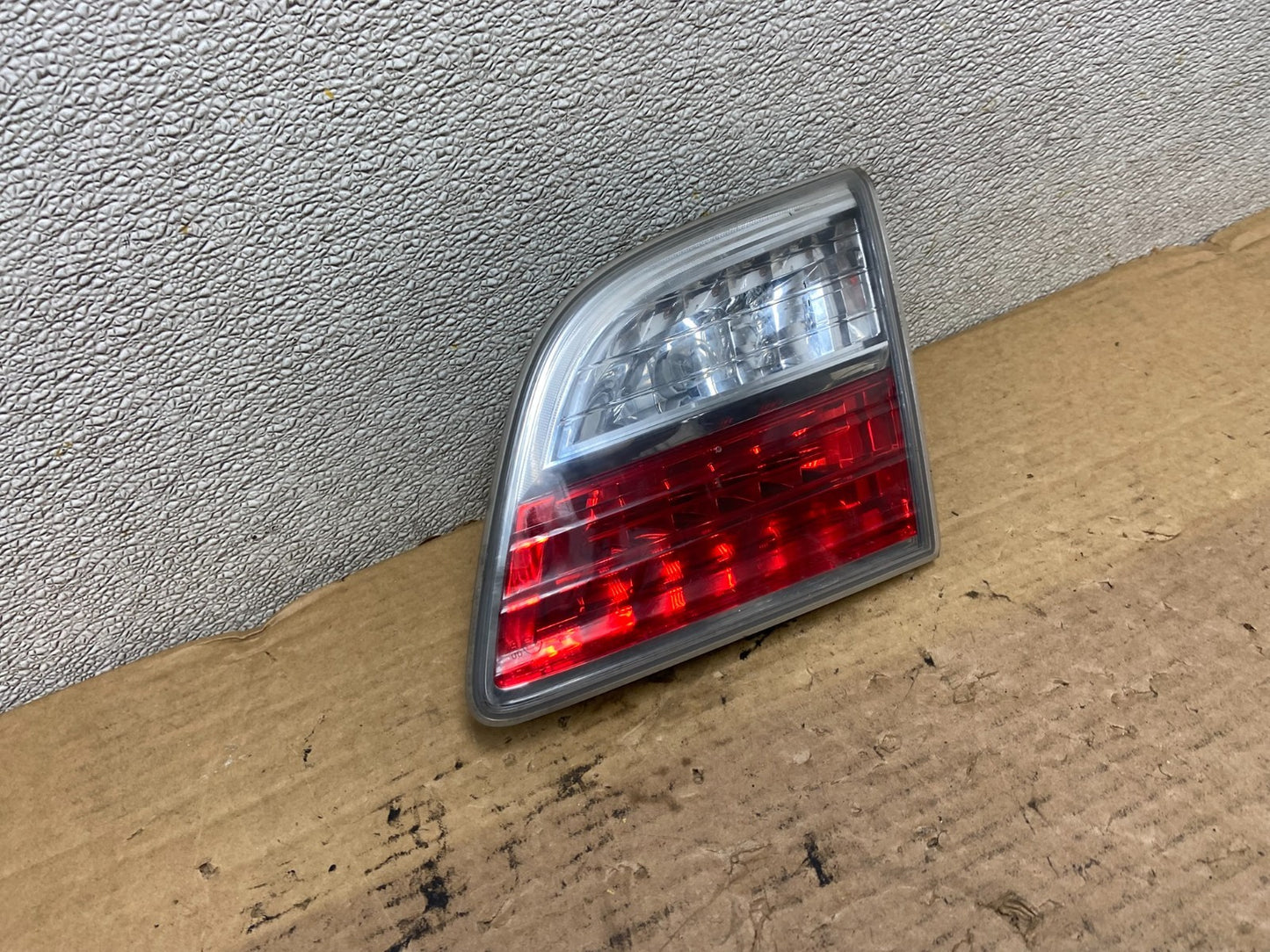 2010 2011 2012 Mazda CX-9 Tail Light Inner Right Passenger Rh Side AB3315 LK2
