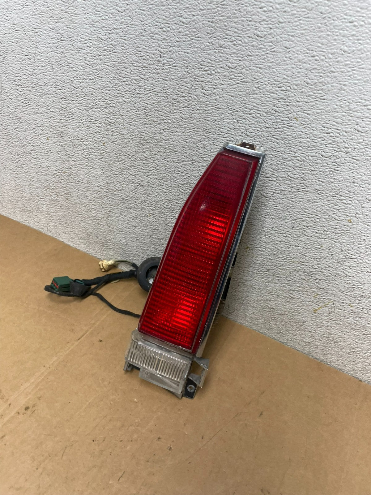 1988 to 1991 Chrysler New Yorker Left Driver LH  Tail Light Oem Q6584 DG1