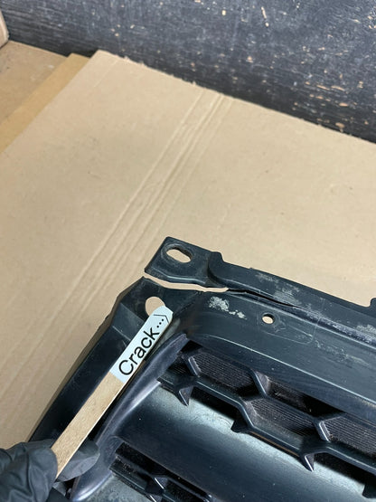 2009 to 2012 Toyota RAV4 Front Upper Grill Grille OEM Z8577 DG3