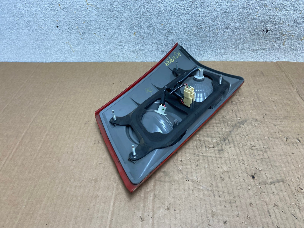 2006 - 2010 Toyota Sienna Left Driver Lh Side Inner Tail Light AI4739 LK5