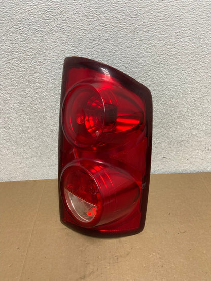 2007 - 2009 Dodge Ram 1500 2500 Right Passenger Rh Side Tail Light AC5584 LK0