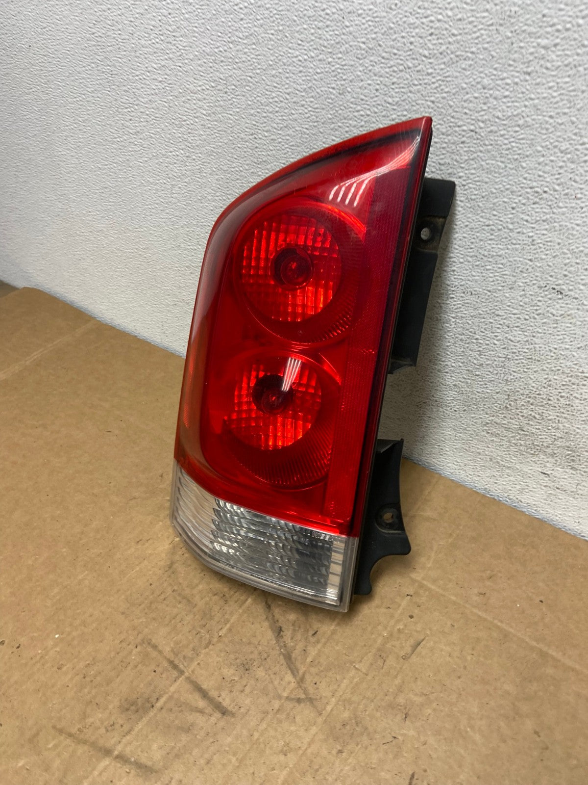 2005 to 2015 Nissan Armada Left Driver Lh Side Tail Light AD6215 LK1