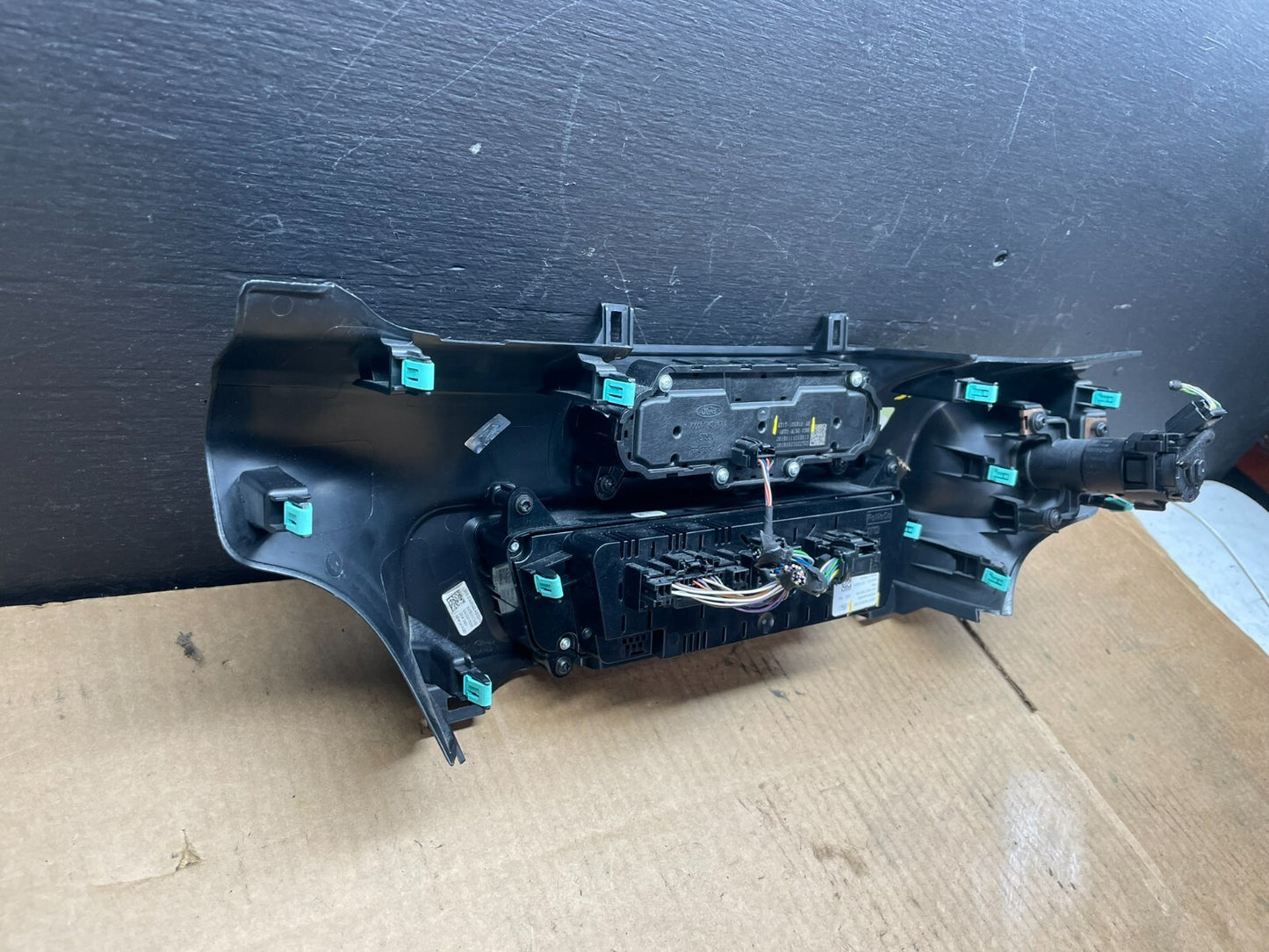 2020 to 2023 Ford  Explorer Radio Climate Control Panel Trim  D2213 PS3