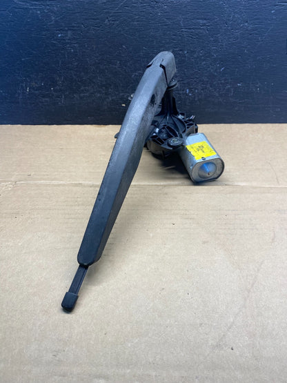 2011 to 2019 Ford Explorer Rear Windshield Wiper Motor ad3525 DG2