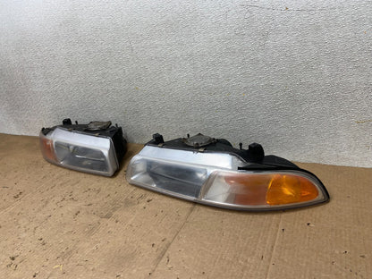 1995 to 2000 Dodge Stratus Left+Right Halogen Headlights AA7104 DW1