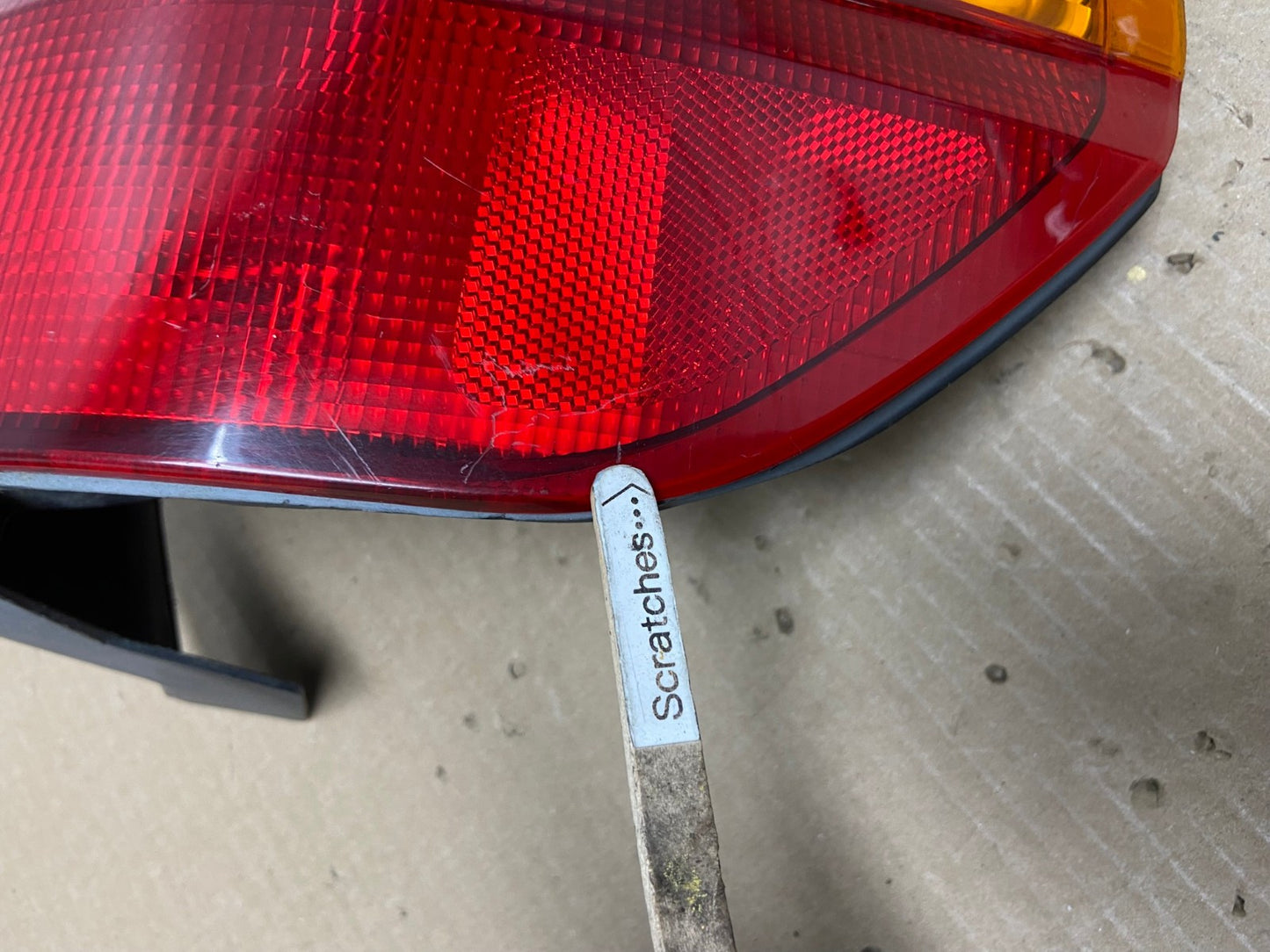 2002 2003 2004 Honda Odyssey Left Driver LH Side Tail Light AE9558 LK3