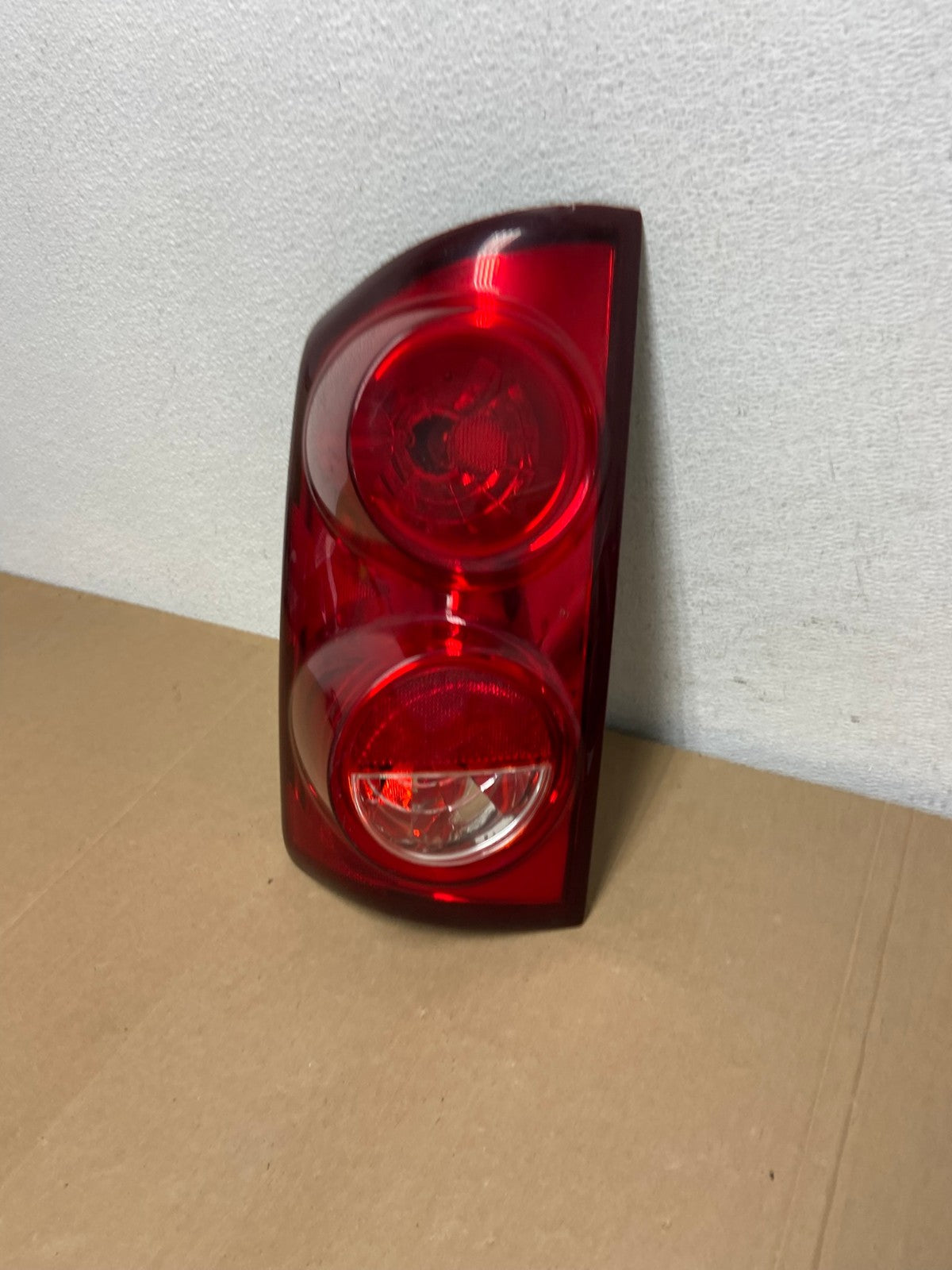 2007 - 2009 Dodge Ram 1500 2500 Left Driver Lh Side Tail Light AC5539 LK1