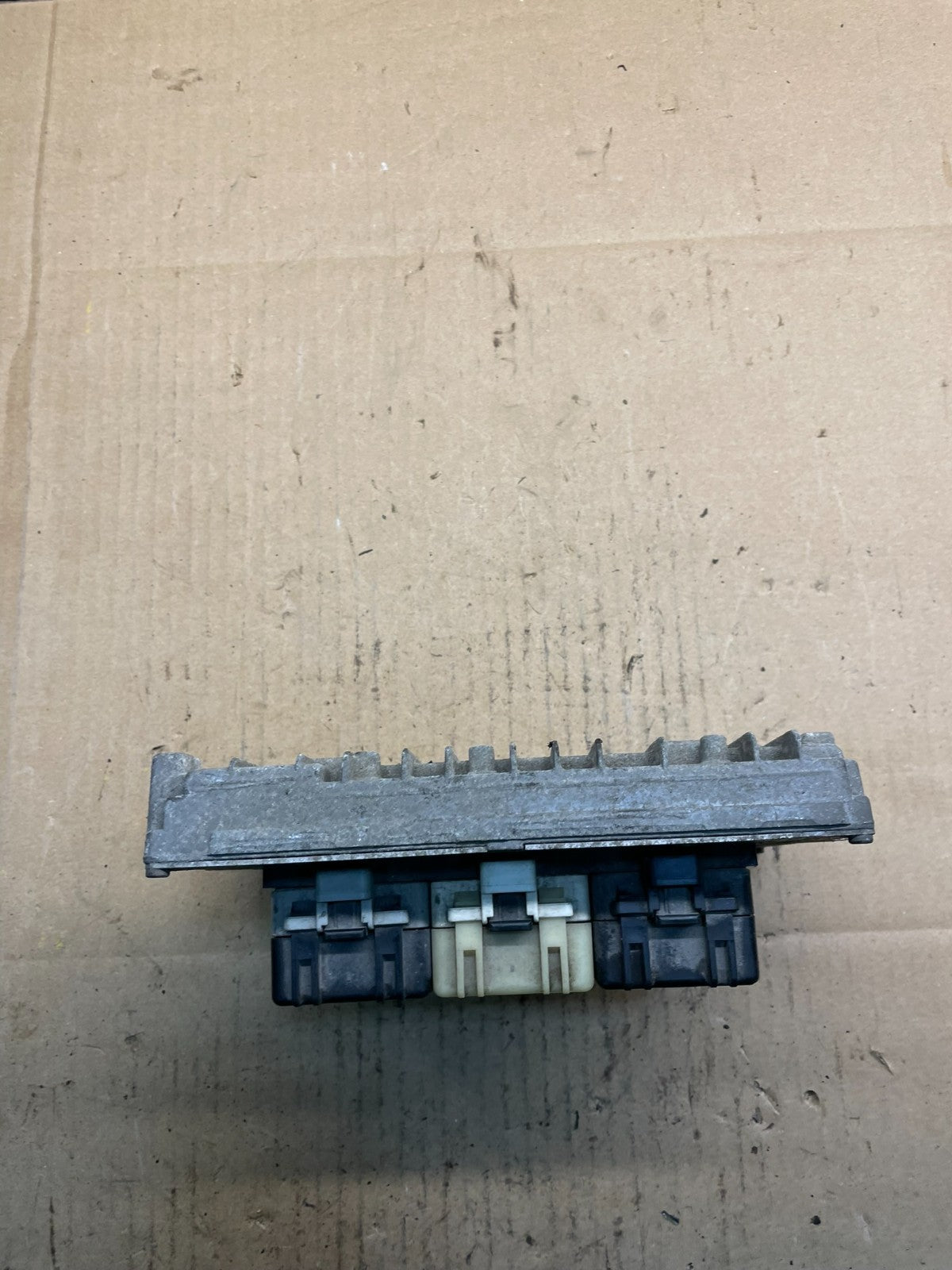 2001 Dodge Durango 4.7L  Engine Computer Module ECU PCM W6722 DG1