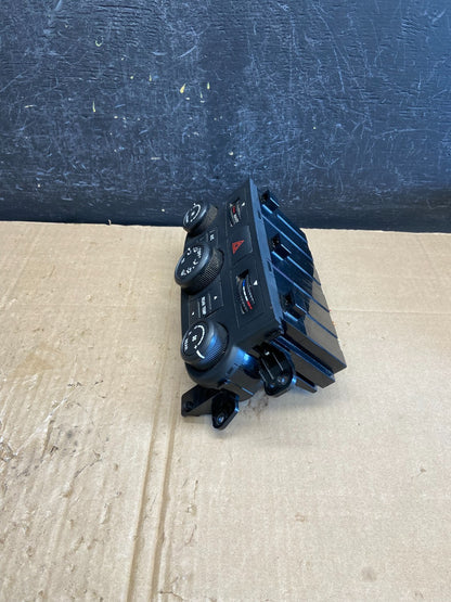 2006 - 2012 Kia Sedona AC Temperature Climate Control Switch AE1916 DG2