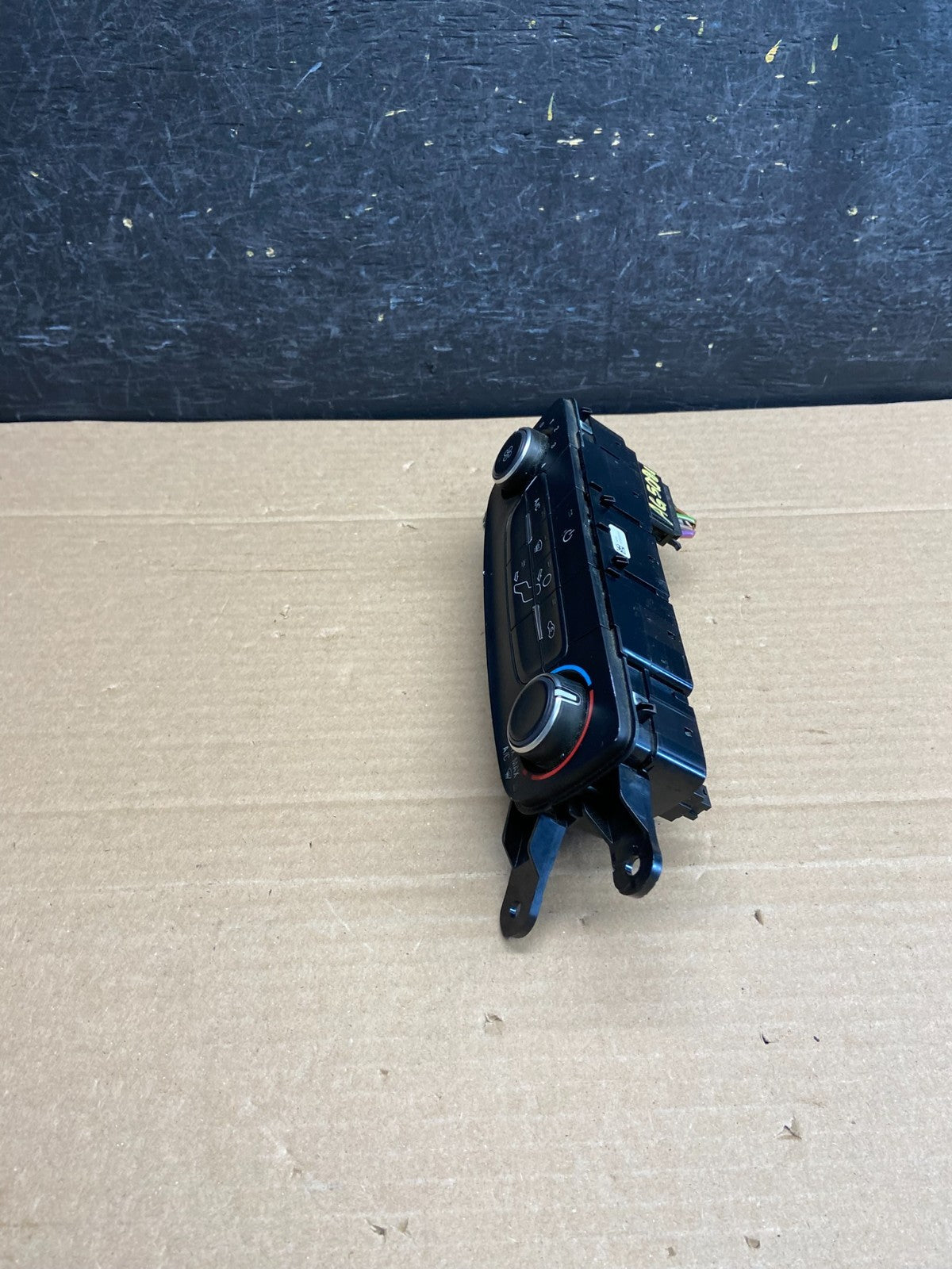 2019 - 2020 Ford Transit Connect A/C Heater Climate Control W/Bezel AG5084 DG2