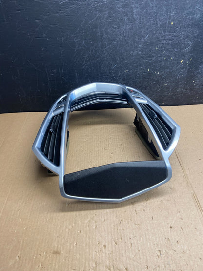 2013-2016 Cadillac SRX Center Dash Radio Trim Bezel with Air Vents OE AE3818 DG3