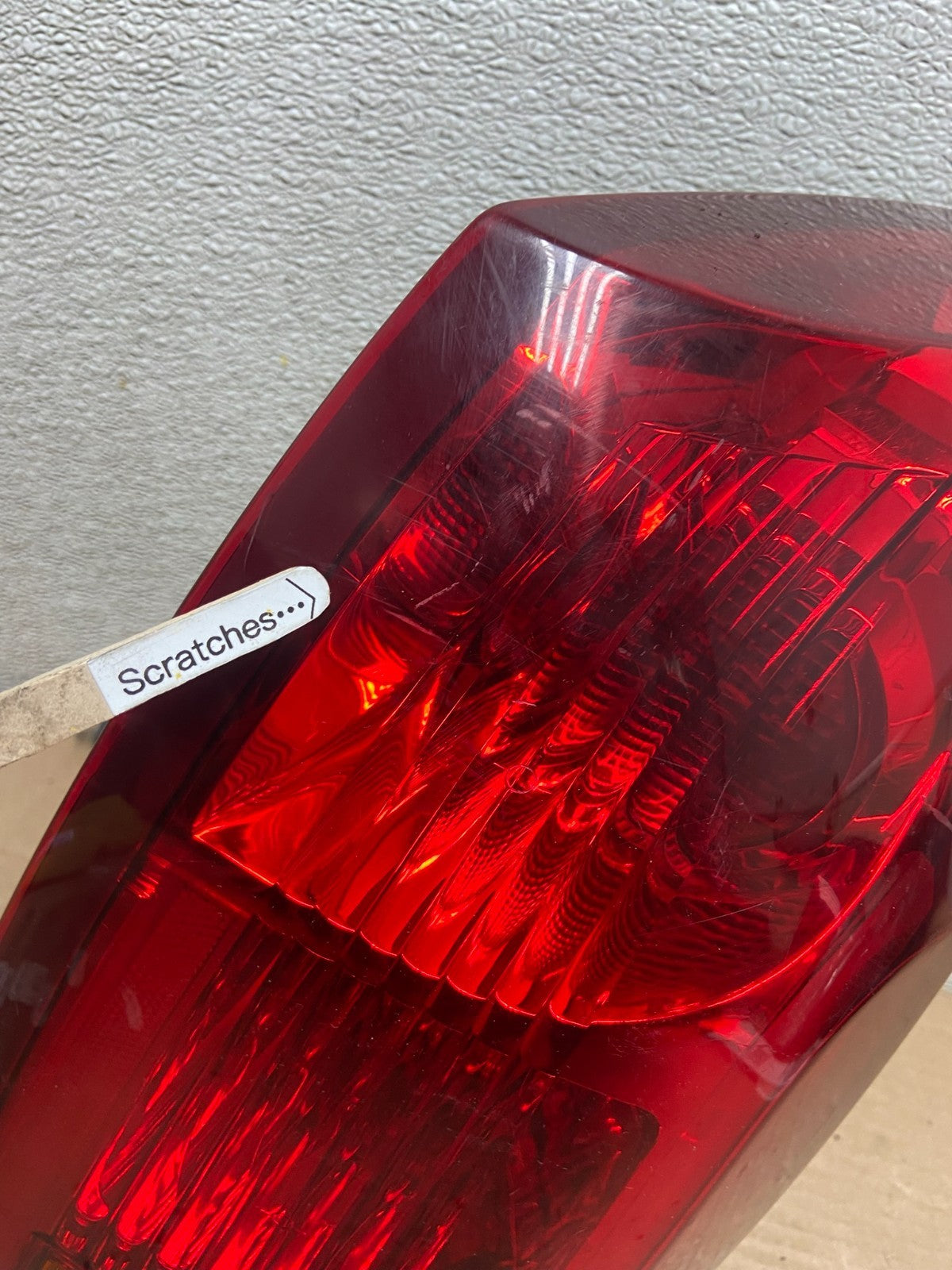2003 to 2007 Cadillac Cts Right Passenger Rh Side Tail Light AA9334 LK3