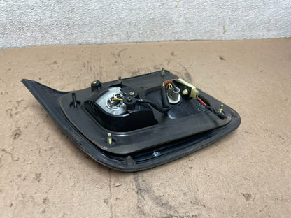 2001 2002 Subaru Forester Left Driver Inner Lid Mounted Tail Light Oem Q4869 DW6