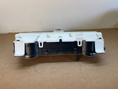 2004 to 2005 Toyota Sienna Speedometer Cluster Gauge AG0755 DG6