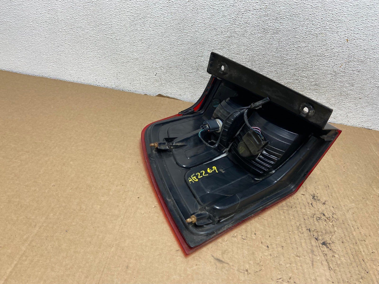 2007 - 2012 Ford Expedition Right Passenger Rh Side Tail light AG2269 LK4