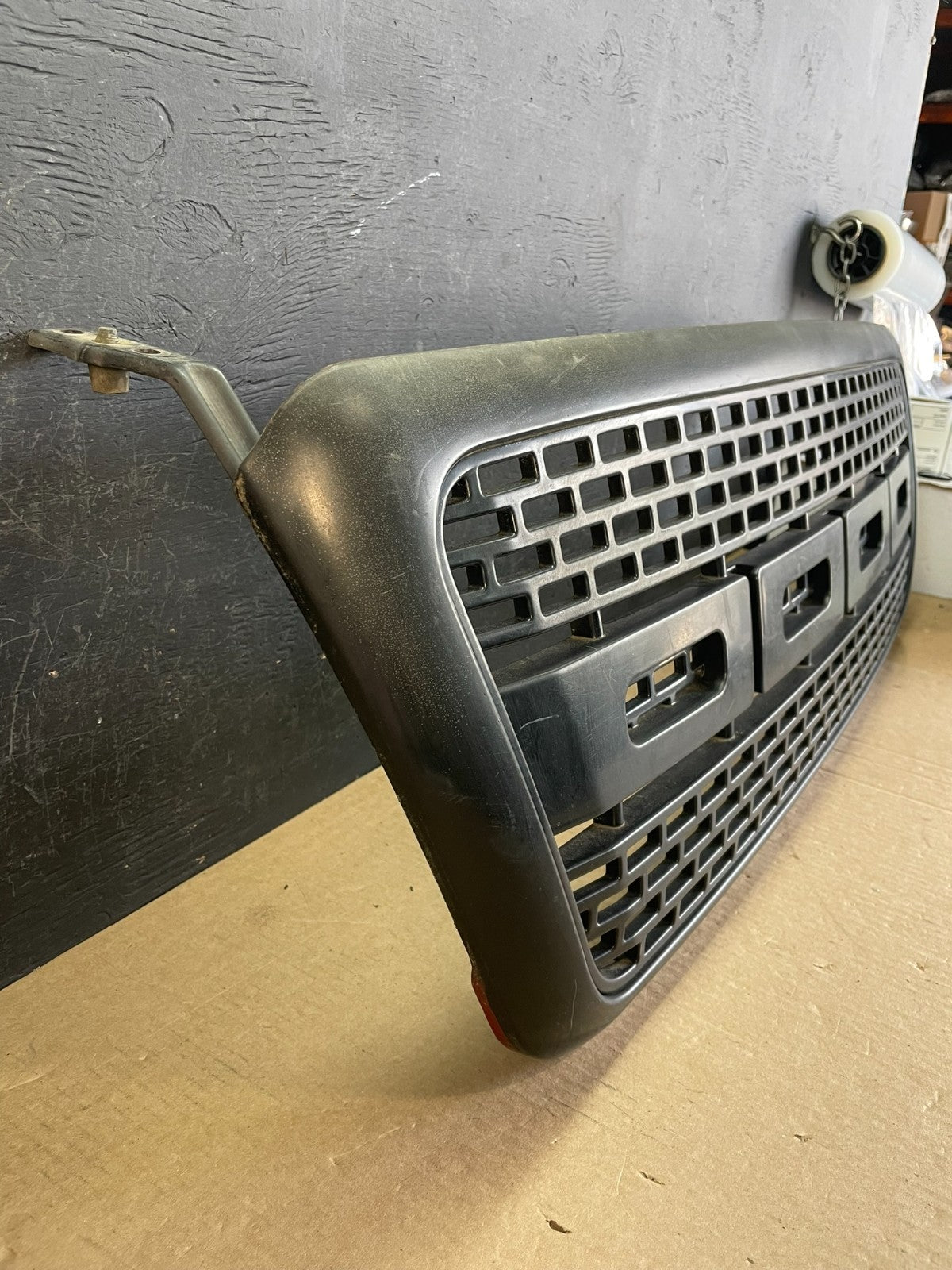 2004 to 2008 Ford F150 F-150 Front Upper Grill Grille Aftermarket AD0194 DG2