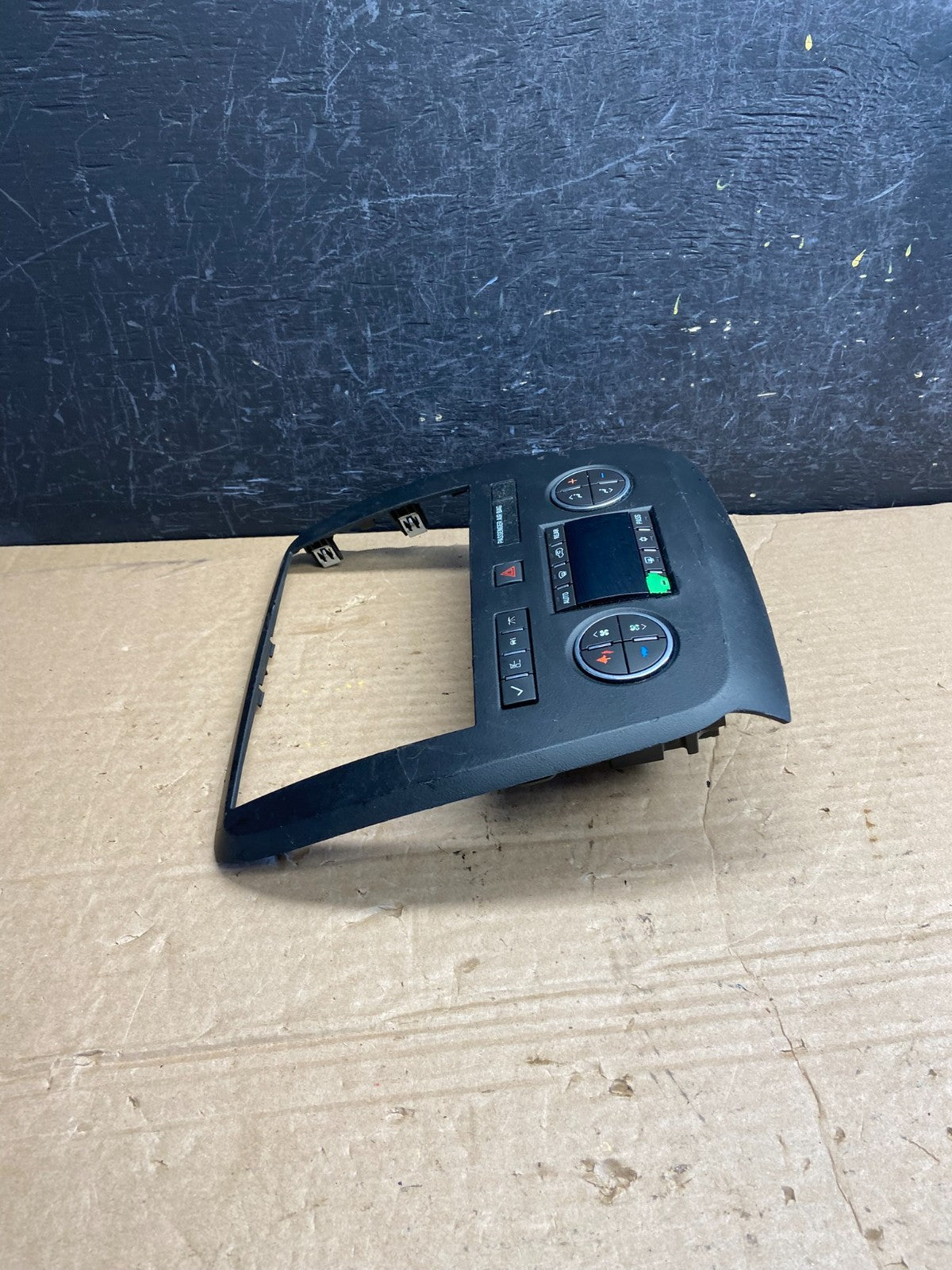 2008 to 2012 Buick Enclave AC Heater Climate Control Unit AF2049 DW1