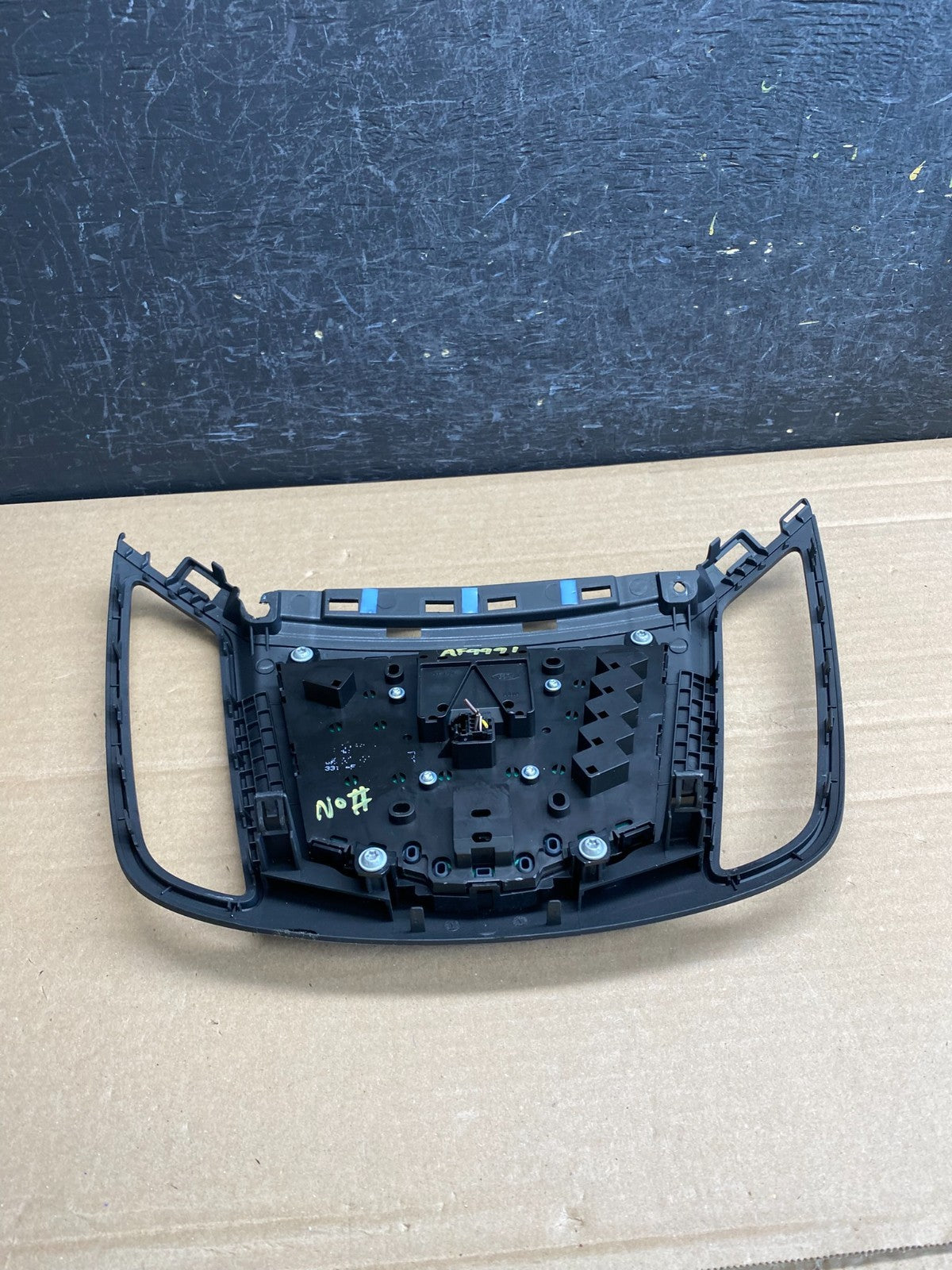 2013 to 2016 Ford Escape Dash Radio Control Panel Air Vent Bezel AF9991 DG5