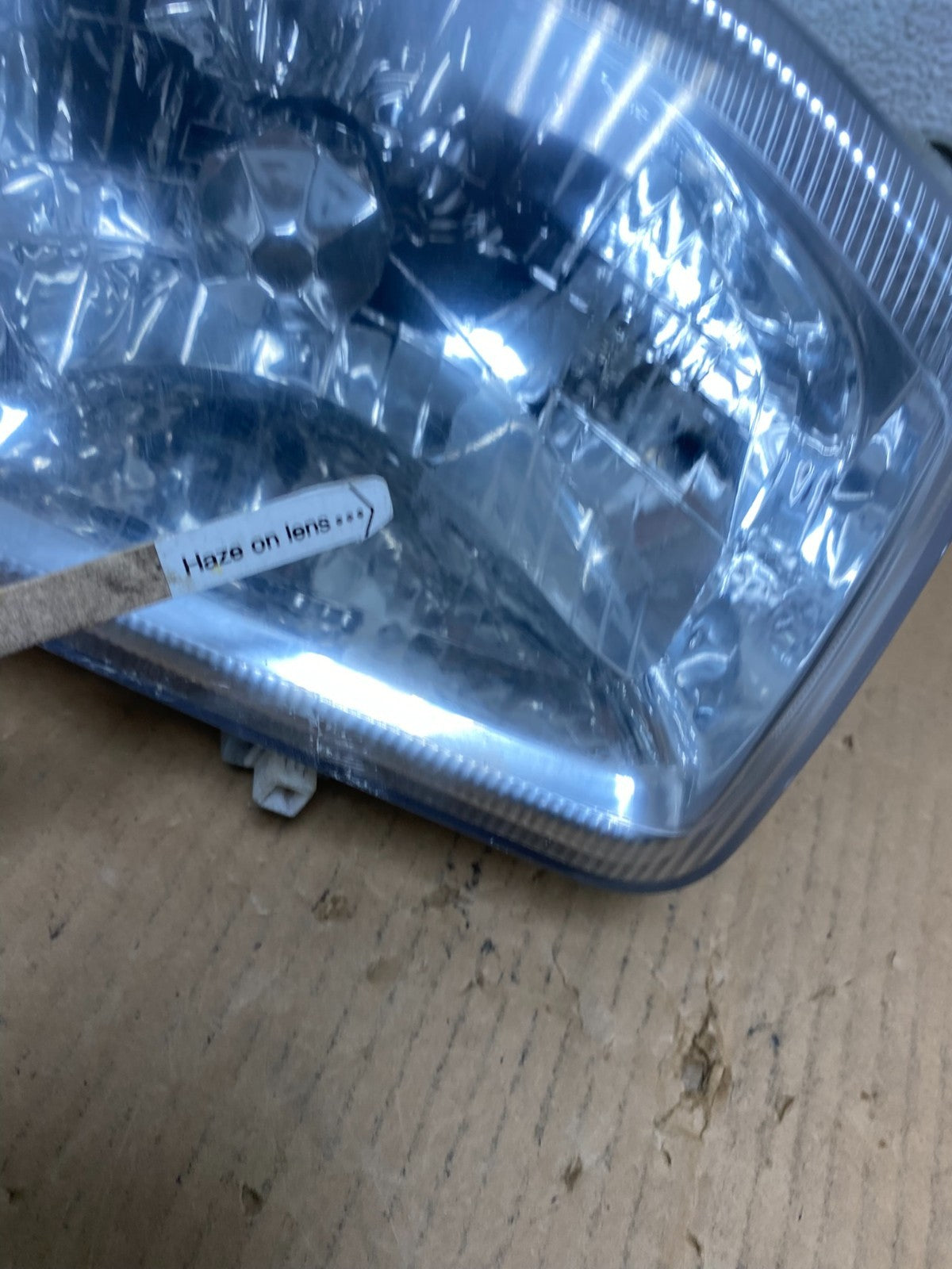 1999-2004 Nissan Pathfinder Right Passenger Side Headlight DEPO AD0856 DW4