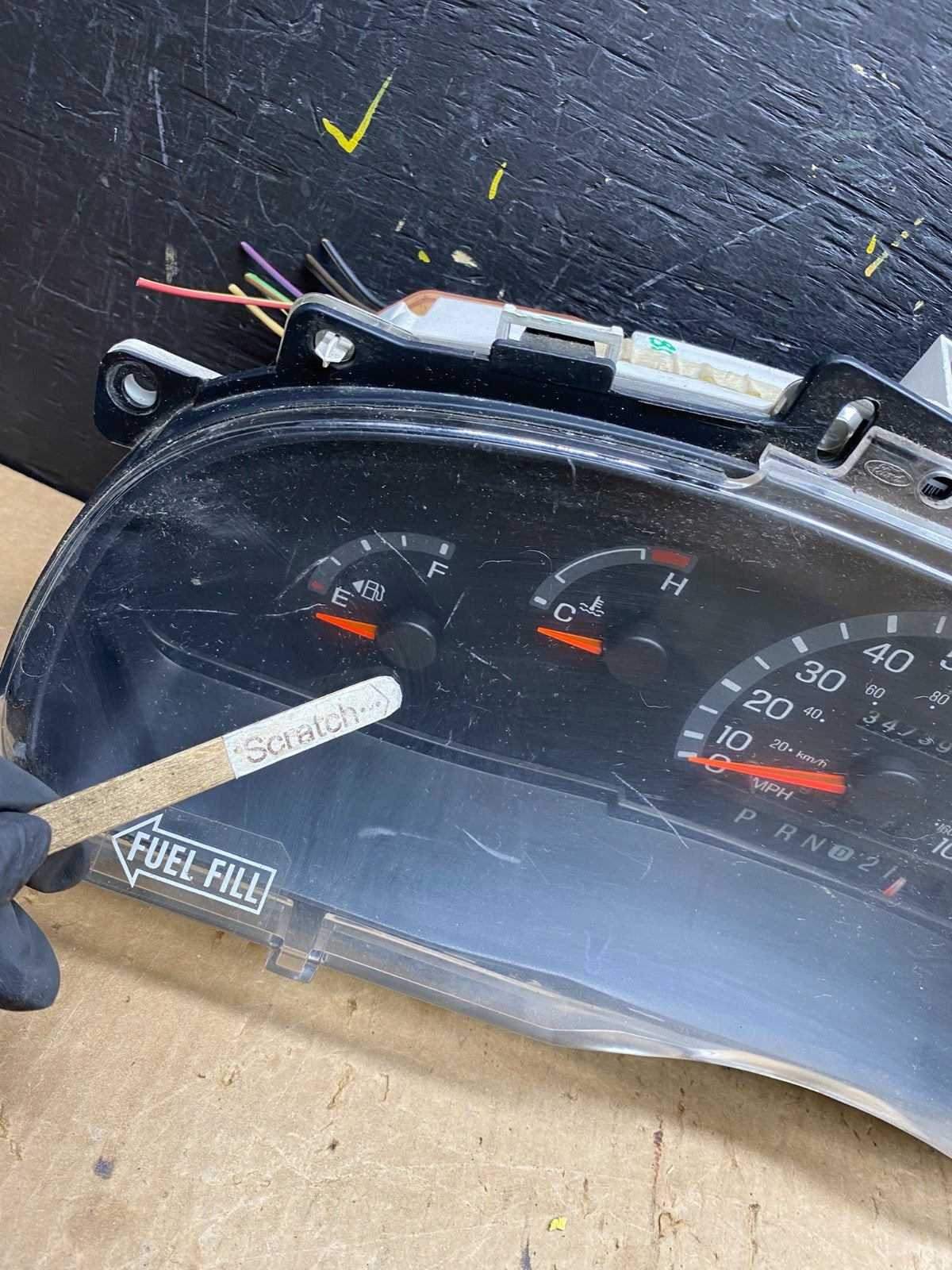 2001 - 2002 Ford Econoline E250 E350 Van Speedometer Instrument Cluster z4635 DG1