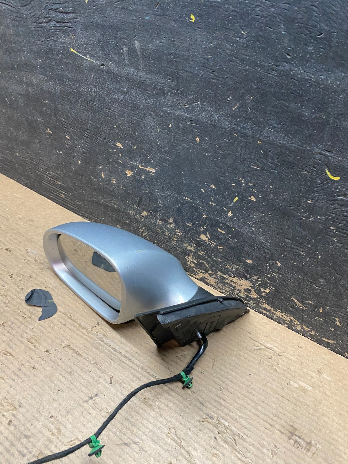 2006-2010 Volkswagen Passat Left Driver Turn Sgn View Door Mirror OEM V9267 DG8