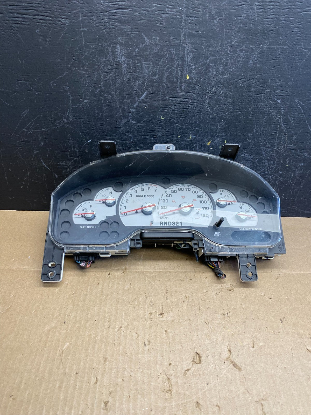 2002 Mercury Mountaineer MPH Instrument Cluster Speedometer AC6467 DG0