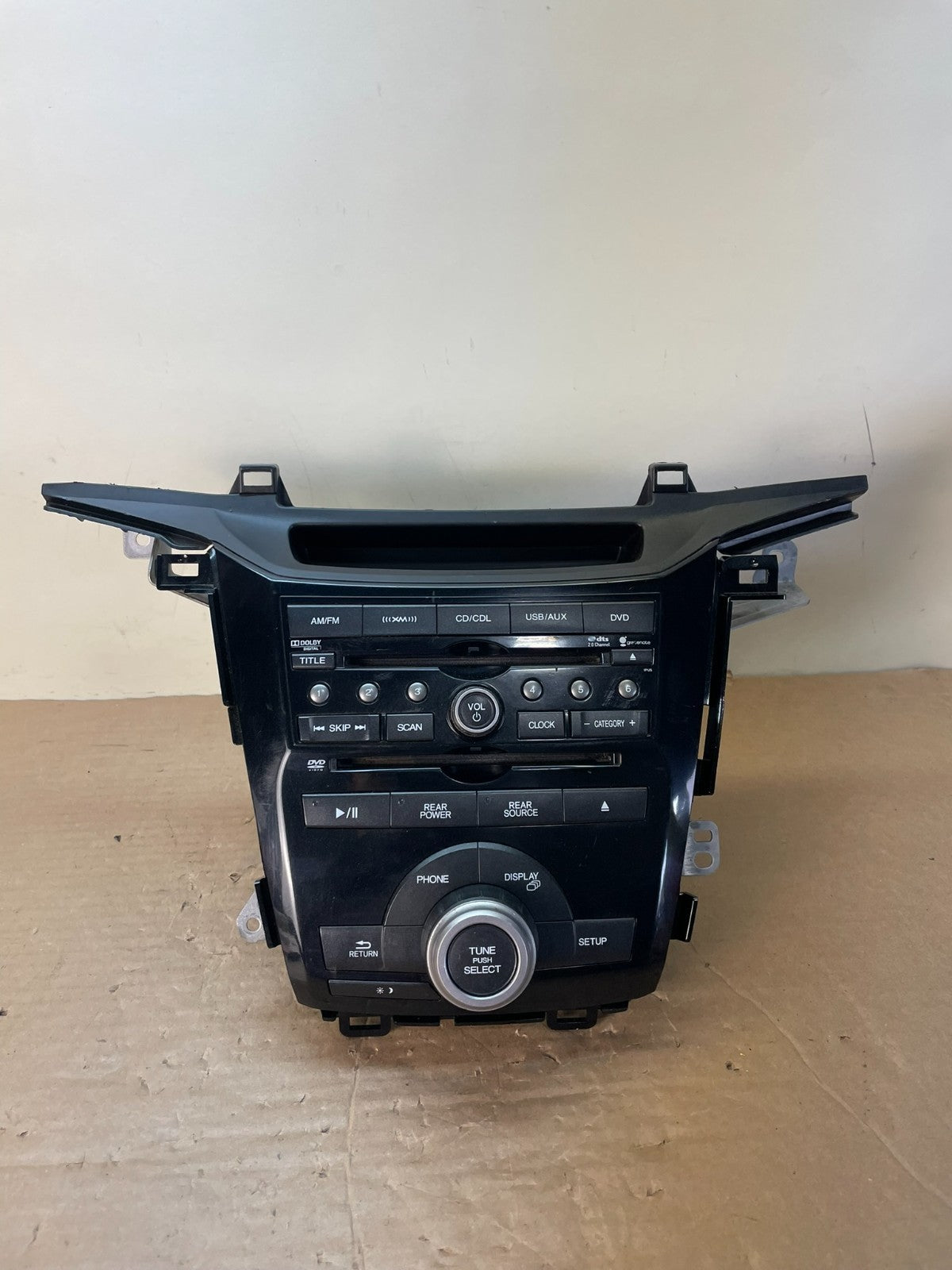 2011 to 2013 Honda Odyssey Radio AM/FM Control Panel AI0499 DG0