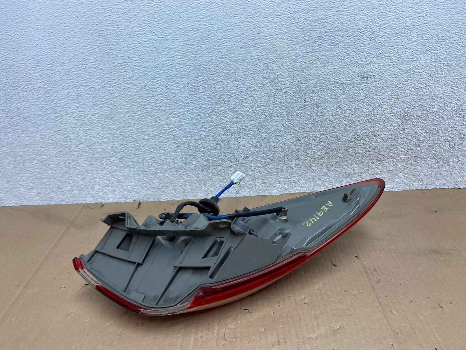 2011 - 2014 Nissan Murano Right Passenger Side RH Tail Light AE9142 LK4